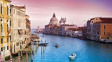 Путешествие в город мостов и гондольеров – экскурсии по Венеции