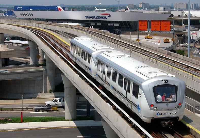 AirTrain в аэропорту JFK